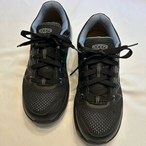 KEEN Men's Black and Gray utility/work Carbon toe Shoes